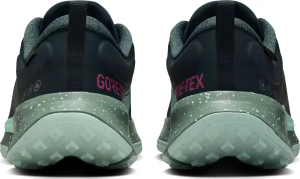Кросівки для трейлранінгу Nike JUNIPER TRAIL 2 GORE-TEX WATERPROOF темно-зелено-м'ятно-рожеві HM9734-302