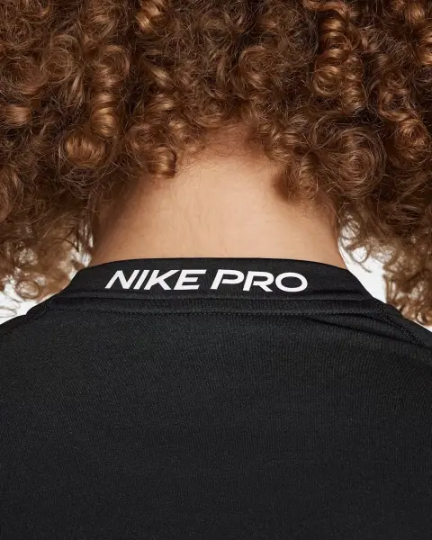 Лонгслив подростковый Nike PRO DRI-FIT черный FJ6822-010