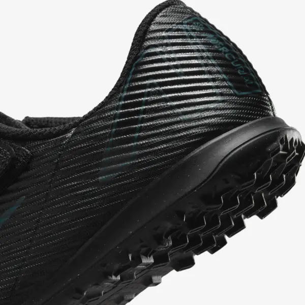 Сороконіжки (шиповки) дитячі Nike JR MERCURIAL VAPOR 16 CLUB TF PS (V) чорні FQ8291-002