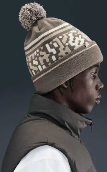 Шапка Nike PEAK BEANIE OUTDOOR коричнево-бежева HQ0355-289