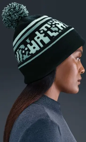 Шапка Nike PEAK BEANIE OUTDOOR чорно-м'ятна HQ0355-010