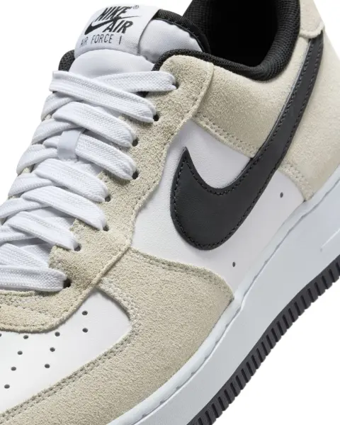 Кросівки Nike AIR FORCE 1 '07 LV8 бежево-біло-чорні IB6388-100