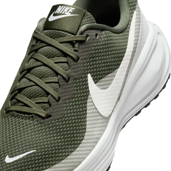 Кроссовки беговые Nike REVOLUTION 8 темно-зелено-бежево-белые HJ9198-303