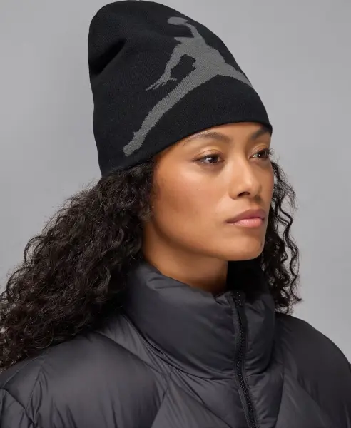 Шапка Nike JORDAN BROOKLYN PEAK BEANIE чорно-сіра II2413-010