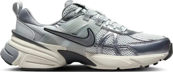 Кроссовки женские Nike V2K RUN серо-серебряные FD0736-003