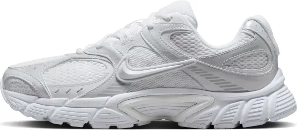 Кроссовки женские Nike V5 RNR белые HQ7901-101