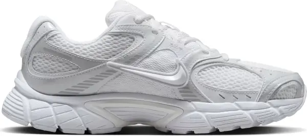 Кроссовки женские Nike V5 RNR белые HQ7901-101