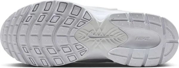 Кроссовки женские Nike V5 RNR белые HQ7901-101