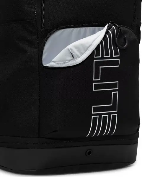 Рюкзак Nike VARSITY ELITE 32L черный HM9965-010