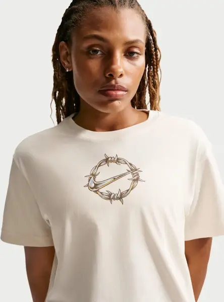 Футболка женская Nike SPORTSWEAR OVERSIZED кремовая IH7702-103