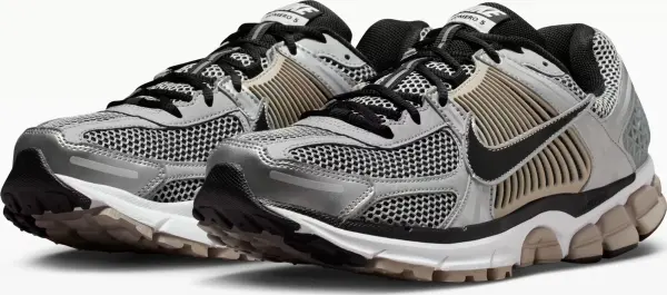 Кросівки Nike ZOOM VOMERO 5 срібно-коричневі FJ4151-007