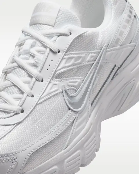Кросівки жіночі Nike INITIATOR білі 394053-100