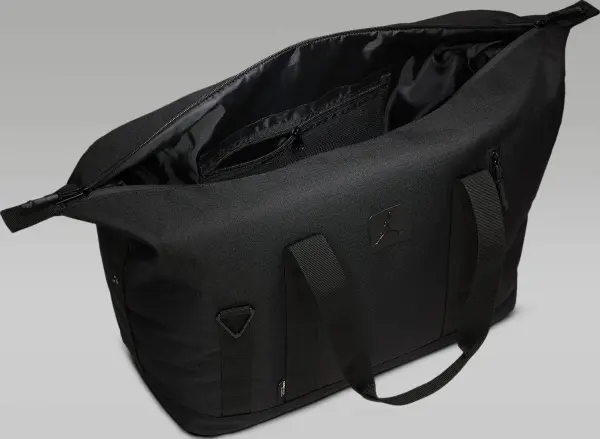 Сумка спортивна Nike JORDAN DUFFLE BAG 40L чорна MA0900-023