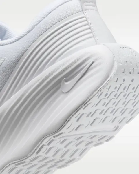 Кроссовки Nike PROMINA белые FV5285-100