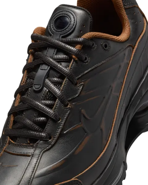 Кросівки Nike SHOX RIDE 2 PREMIUM чорно-коричневі HV4447-010