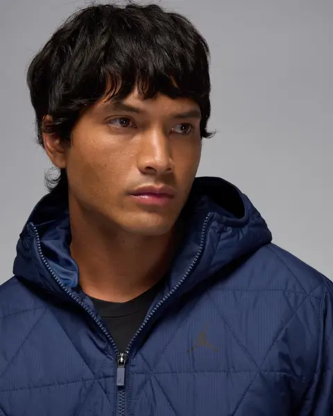 Куртка Nike JORDAN SPORT MEN'S THERMA-FIT JACKET темно-синяя FZ3162-492