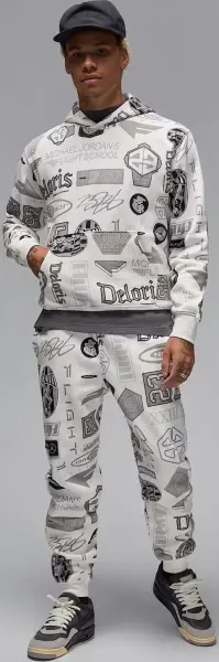 Спортивный костюм Nike JORDAN ESSENTIALS PRINTED FLEECE белый HM7254-133&HM7257-133