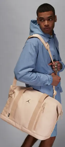 Сумка спортивная Nike JORDAN DUFFLE BAG 40L бежевая MA0900-XA3