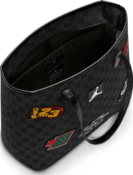 Сумка через плечо Nike JORDAN MONOGRAM TOTE BAG 17L черная MM9158-023