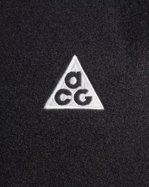 Жилетка Nike ACG "WOLF TREE" чорна HJ2468-010