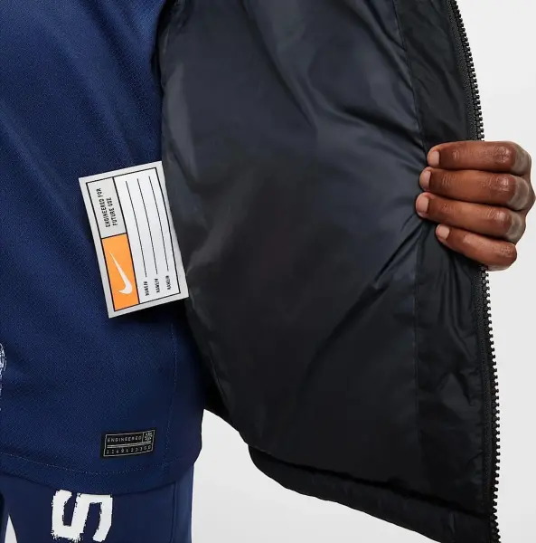 Куртка підліткова Nike PSG SYNTHETIC-FILL чорна FQ3425-010