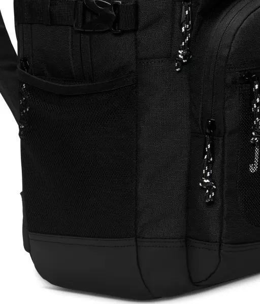 Рюкзак Nike JORDAN BLACKTOP 25L черный LM9047-023