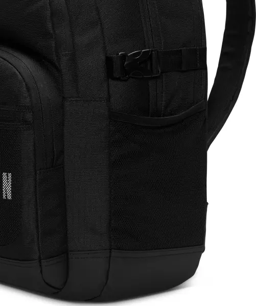 Рюкзак Nike JORDAN BLACKTOP 25L черный LM9047-023