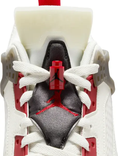 Кроссовки Nike JORDAN SPIZIKE LOW молочно-красно-черные FQ1759-116