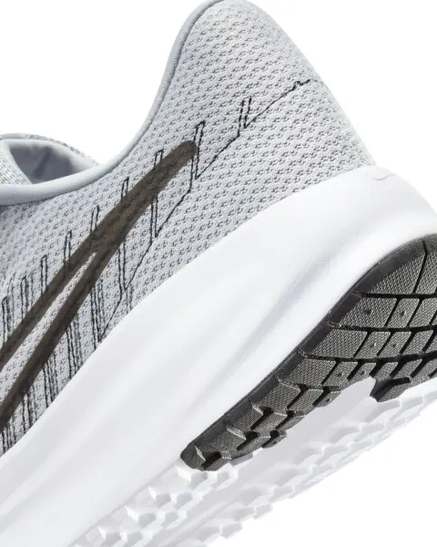 Кроссовки беговые Nike RUN DEFY серо-темно-серые HM9594-003