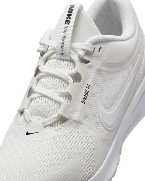 Кросівки бігові підліткові Nike STAR RUNNER 5 (GS) молочні HF7004-101