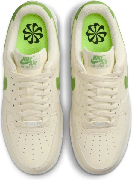 Кросівки жіночі Nike AIR FORCE 1 '07 NEXT NATURE бежево-зелені DV3808-102