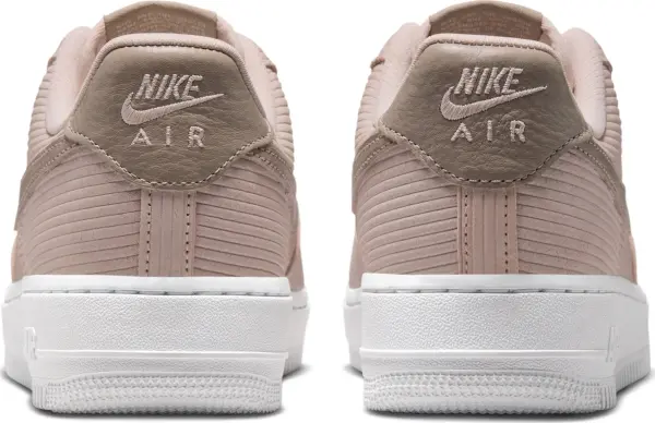 Кросівки жіночі Nike AIR FORCE 1 '07 світло-коричневі IM6533-602