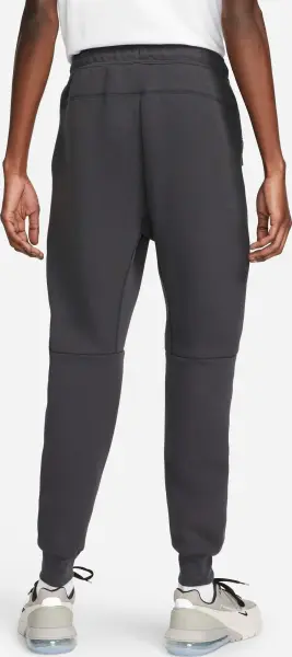 Спортивний костюм Nike SPORTSWEAR TECH FLEECE темно-сірий FB7921-060__FB8002-060