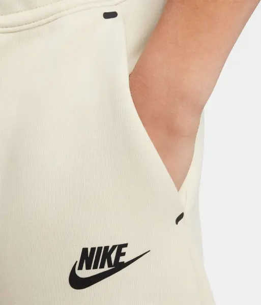 Спортивний костюм підлітковий Nike SPORTSWEAR TECH FLEECE кремово-бежевий HV5867-297__HV5869-235