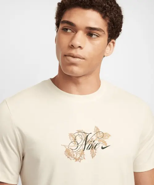 Футболка Nike SPORTSWEAR CREW кремова HQ2434-113