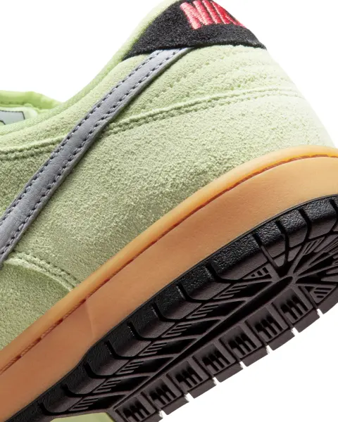 Кросівки Nike SB DUNK LOW 'VERDUGO MOUNTAIN' світло-зелено-сірі HQ1626-300