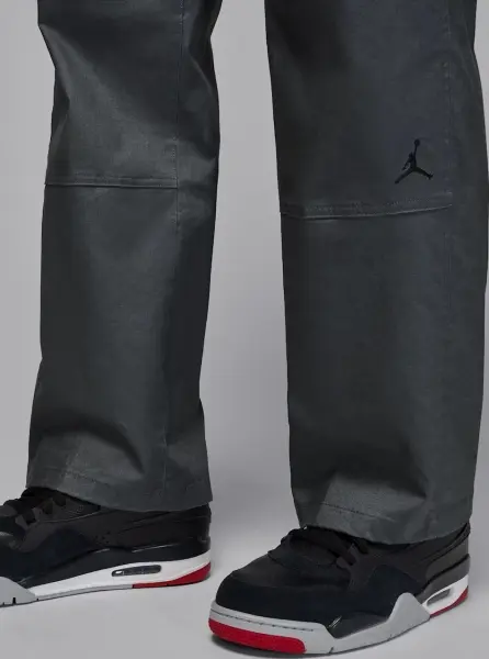 Спортивные штаны Nike JORDAN ESSENTIALS WOVEN темно-серые HF9329-068