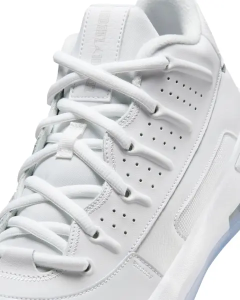 Кросівки Nike JORDAN MAX AURA 7 білі HQ2091-105