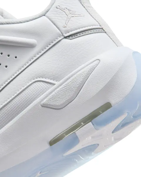 Кросівки Nike JORDAN MAX AURA 7 білі HQ2091-105