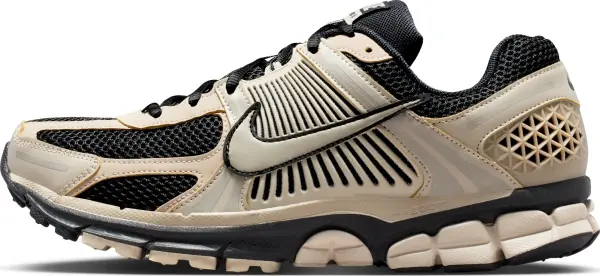 Кросівки Nike ZOOM VOMERO 5 бежево-чорні FJ4151-008
