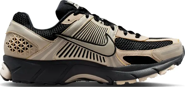 Кросівки Nike ZOOM VOMERO 5 бежево-чорні FJ4151-008