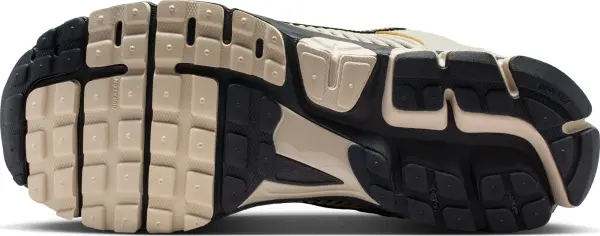 Кросівки Nike ZOOM VOMERO 5 бежево-чорні FJ4151-008