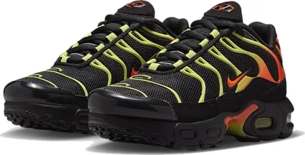 Кроссовки детские Nike AIR MAX PLUS (PS) черно-салатово-оранжевые FZ0023-040