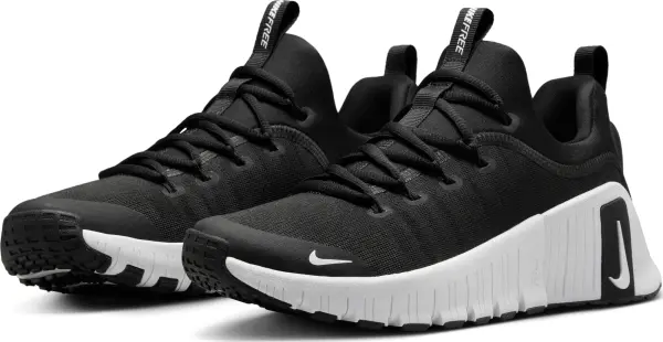 Кроссовки для тренировок женские Nike FREE METCON 6 черно-белые FJ7126-001