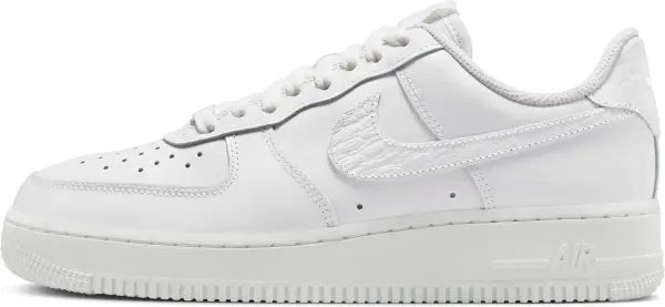 Кросівки жіночі Nike AIR FORCE 1 '07 SE білі IO4837-100