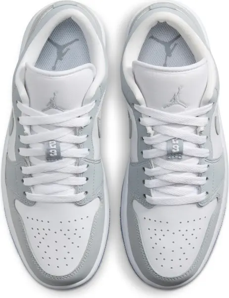 Кросівки жіночі Nike AIR JORDAN 1 LOW сіро-білі DC0774-105