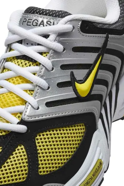 Кросівки жіночі Nike AIR PEGASUS 2005 срібно-чорно-лимонні HQ5718-100
