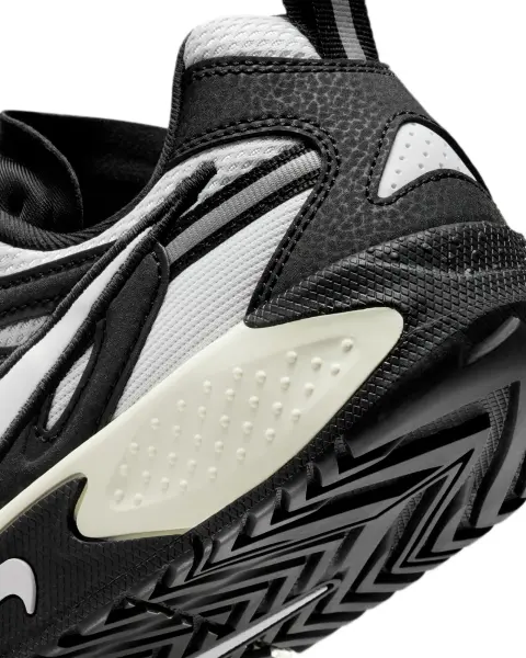 Кроссовки женские Nike JAM черно-белые FN0314-004