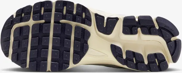 Кроссовки женские Nike ZOOM VOMERO 5 бело-сине-красные FV8111-451