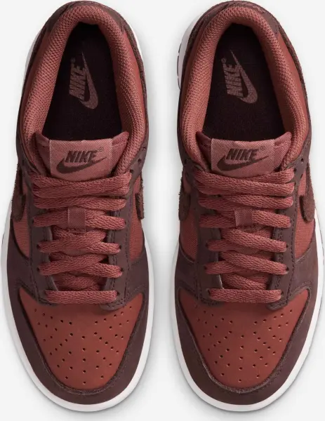 Кросівки підліткові Nike DUNK LOW SE (GS) коричневі HQ9293-200